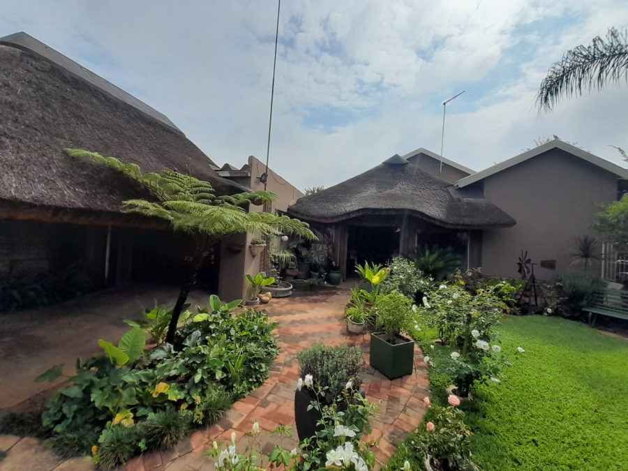 3 Bedroom Property for Sale in Randlespark North West